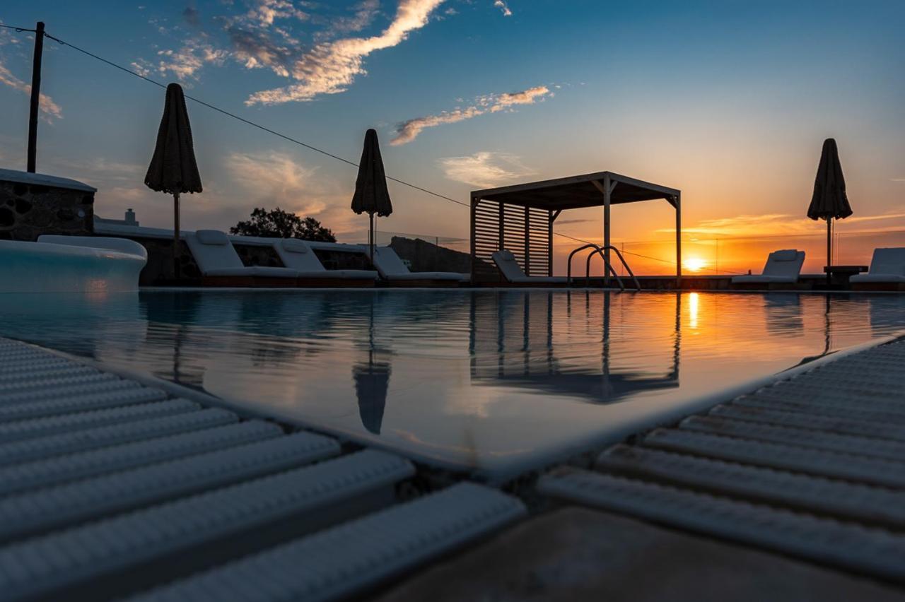 Symmetry Suites Akrotírion Eksteriør bilde